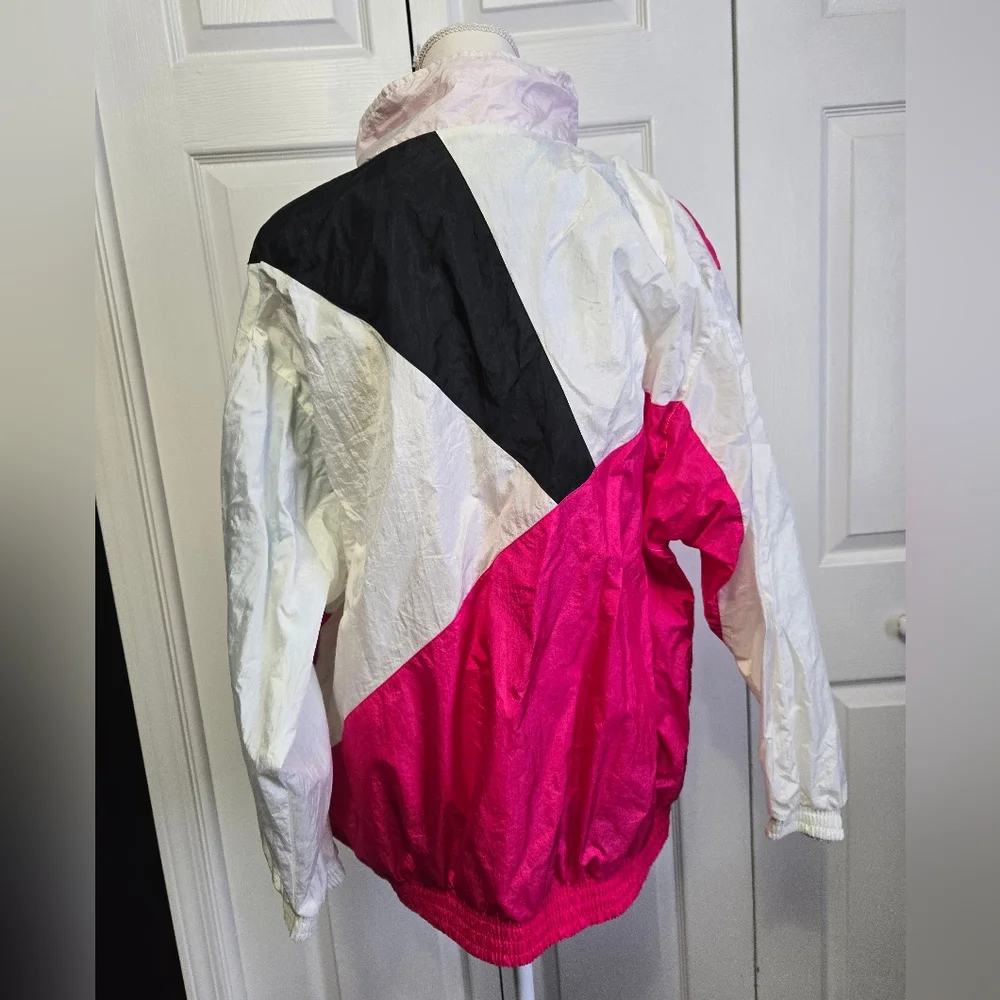 Vintage 1990s Bridge Gate nylon windbreaker jacker